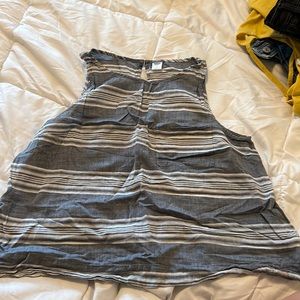 Old Navy sleeveless shirt
